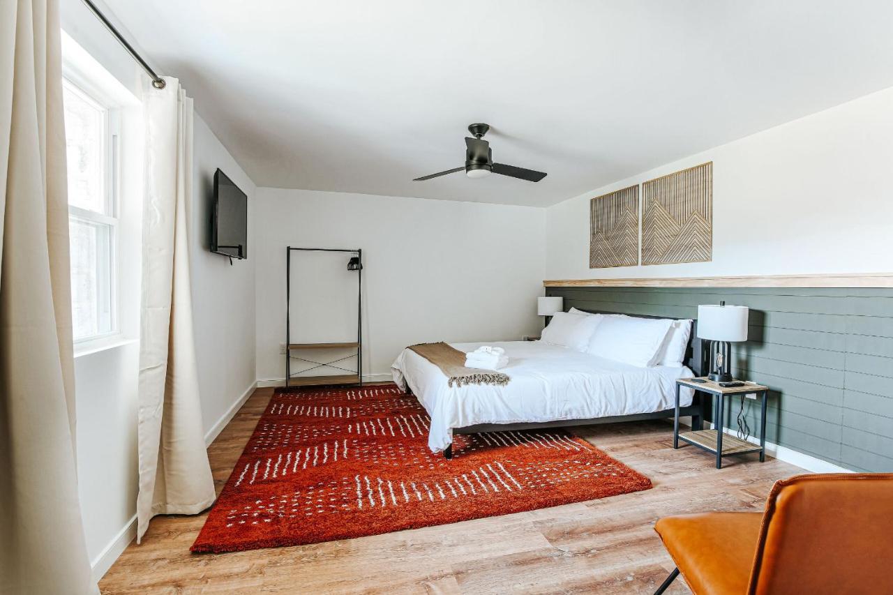 Grey Pine Lodge Waynesboro Pokoj fotografie